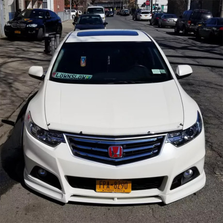 Вставка между клыками переднего бампера Modulo для Honda Accord (VIII gen)(2008-2013) купить недорого с доставкой в Тула