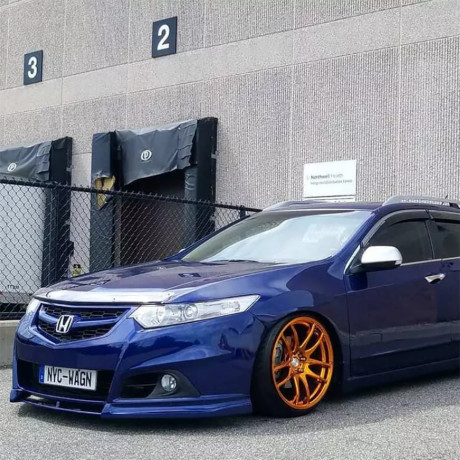 Вставка между клыками переднего бампера Modulo для Honda Accord (VIII gen)(2008-2013) купить недорого с доставкой в Тула